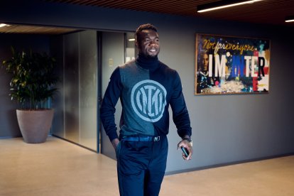 Felipe Caicedo y su equipo número 11 en su carrera.