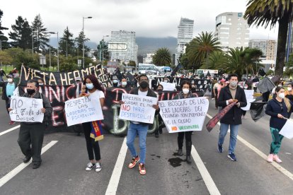 Los habitantes de siete barrios han realizado varios plantones desde el año pasado.