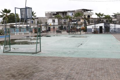 El parque donde se produjo el ataque con disparos luce vacío últimamente. En sus alrededores es poco usual ver que haya patrullajes.