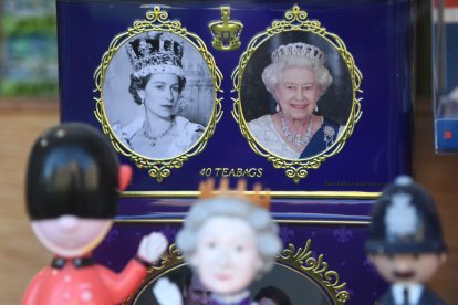 El 6 febrero de 1952 falleció el rey Jorge VI y su hija Isabel se convirtió en reina.