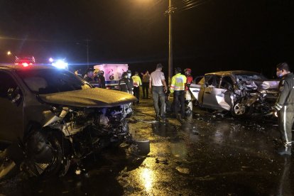 Los policías viajaban de Quito a Guayaquil.