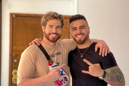 Ricardo Delgado y Miguel Ángel Álvarez, festejan su amistad en Colombia