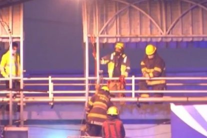 Dos cuerpos fueron recuperados con la ayuda de especialistas del Cuerpo de Bomberos.