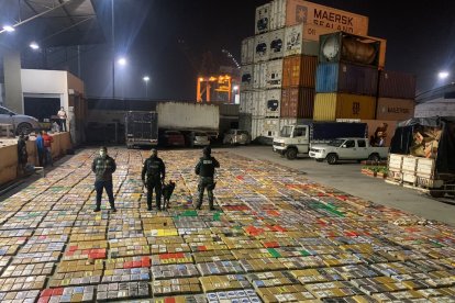 Casi 7 toneladas de droga se incautó en el puerto de Guayaquil.