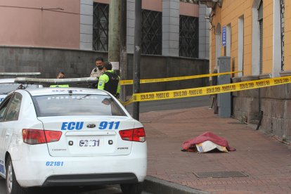 No hubo familiares ni amigos en el lugar donde murió Manuel Carmona.