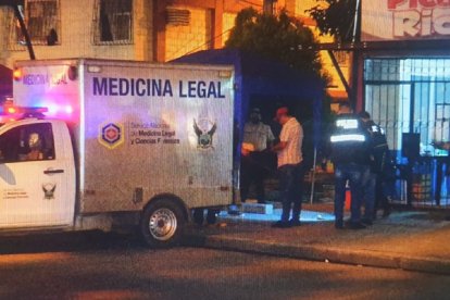 En Sauces 4 fue atacado un grupo de personas que cenaba en un inmueble.