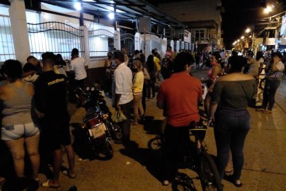 Los dos amigos fueron llevados al hospital de Daule, pero allí solo comprobaron sus decesos.