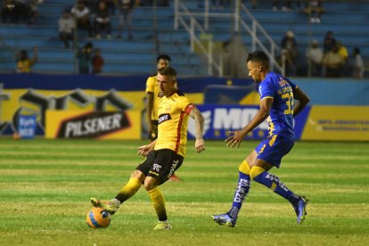 En el estadio Jocay, Barcelona venció 1-0 a Delfín, en el arranque de la LigaPro 2022.
