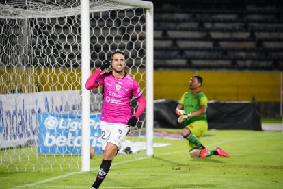 Jonatan Bauman marcó el gol del triunfo ante Cumbayá.