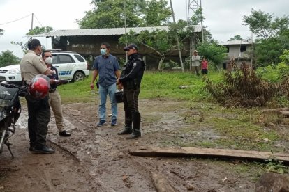 La Policía acudió hasta el domicilio de la tragedia, donde arrestó al padre del menor.