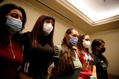 Las salvadoreñas libertadas dieron una rueda de prensa en la que manifestaron que ahora quieren la libertad de sus compañeras.