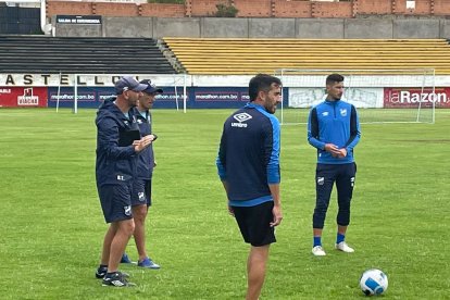 Universidad Católica cumplió con su último entrenamiento en Bolivia previo al duelo por la Copa Libertadores.