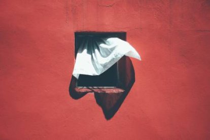 En el local solo quedaron los encargados cuidando los predios hasta que los familiares del joven lo despidieran en el cementerio.CORTESÍA