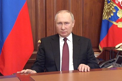 El presidente ruso, Vladimir Putin ordenó una intervención militar en Ucrania.