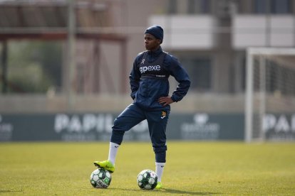 Juan Cazares permanece en Turquía, a la espera de definir si regresa al país tras la suspensión de la liga en Ucrania.