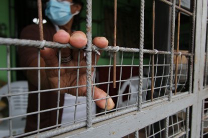 En la Juan Montalvo los moradores han colocado cerramientos a sus casas por temor a la inseguridad.