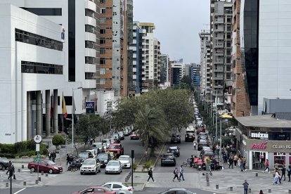 La avenida República de El Salvador se sitúa en el norte de Quito.