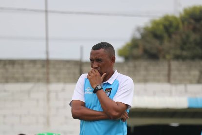 A 9 de Octubre le gusta presionar a sus rivales, sin importar cuál sea el equipo.