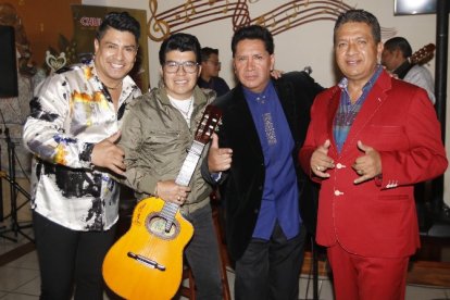 Gerardo Morán, Jaime Enrique Aymara, Máximo Escaleras y Fernando Zumba recuerdan sus inicios en nueva grabación