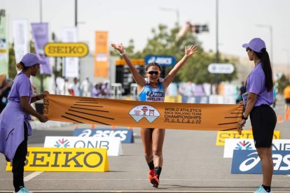 Glenda Morejón (21 años) es la campeona mundial de marcha en los 35 kilómetros. También ostenta un récord mundial juvenil.
