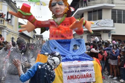 Los ecuatorianos disfrutaron en forma masiva del último feriado por carnaval, pero eso no afectó la situación epidemiológica del país.