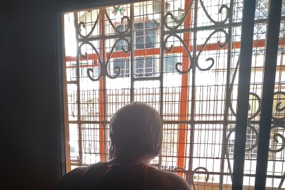 Alberto permanece encerrado en su  ‘caleta’ en el Batallón del Suburbio.