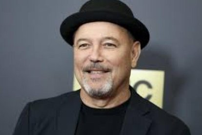 Rubén Blades Bellido de Luna, es un cantautor, músico, actor, abogado, político y activista panameño