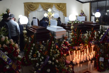 Las honras fúnebres se realizaron en la casa comunal de San Cristóbal.