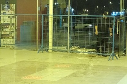 Esta es una de las áreas de la estación que colapsó por las fuertes lluvias.