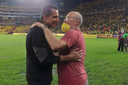 Jorge Célico y su camiseta concho de vino que le ha ido bien en LigaPro. Aquí cuando venció al Independiente del Valle de Renato Paiva.