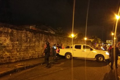 El funcionario fue atacado en el automotor en el cual se movilizaba.