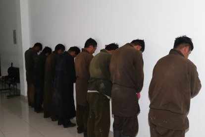 Los ocho hombres fueron trasladados a Guayaquil para realizar los trámites en Fiscalía.