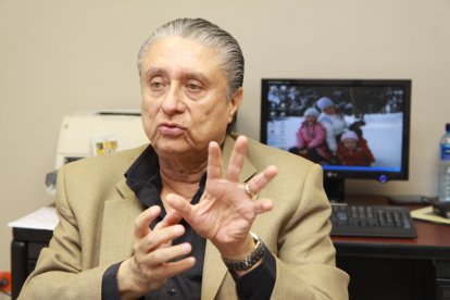 En horas de la mañana se informó sobre el deceso del también doctor en jurisprudencia.