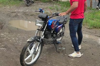 El vehículo en el cual se habría movilizado el sospechoso.