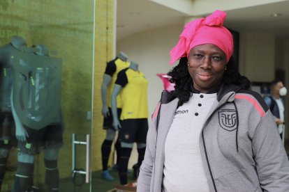 Gonzalón es la ‘dura’ de la cocina de la Tri. Lleva 12 años haciendo manjares para los jugadores.