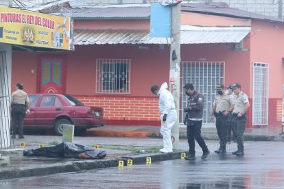 En el sitio, agentes policiales encontraron 13 indicios balísticos.