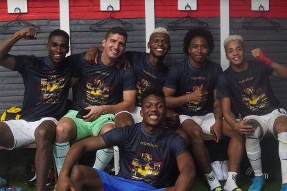 Los seleccionados en el festejo por la clasificación al Mundial, que además llega con más de $ 10 millones de premio por parte de FIFA.