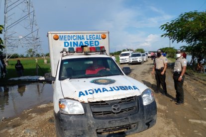 El cadáver fue encontrado en una poza,  ubicada en el recinto La Delicia.