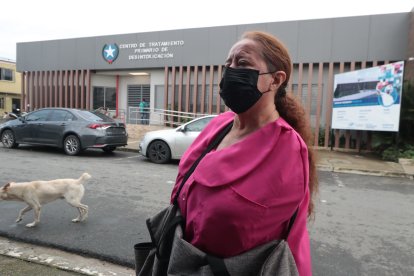 La progenitora estaba preocupada, debía retirar a la menor del centro municipal.