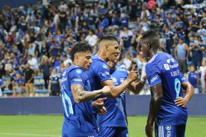 Emelec va ganándole a Liga de Quito.