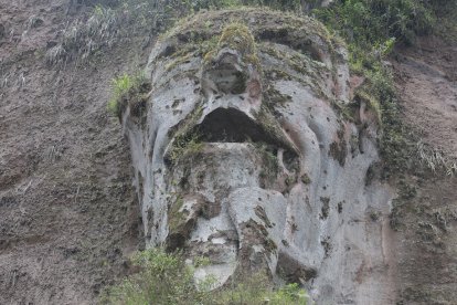 El Poder Brutal o Cara del Diablo, que esta ubicada en la provincia de Pichincha, Cantón Mejía, Parroquia de Manuel Cornejo Astorga “Tandapi”.