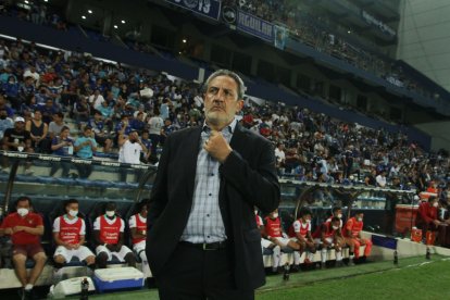 Las críticas sobre el técnico argentino Pablo Marini aumentaron tras la dura caída ante Emelec por el campeonato nacional.