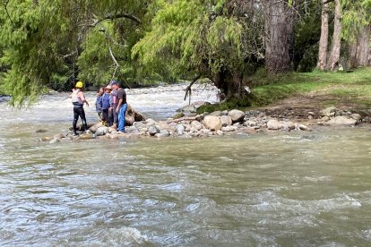 Cuerpo de cuarta víctima mortal de aluvión de Sayausí continúa desaparecido