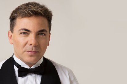 'Hits Tour' es el nombre del show que está compuesto de los temas más famosos del mexicano.