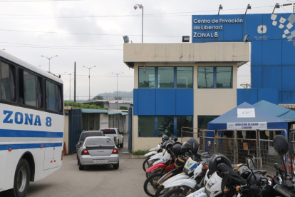 La Roca es parte de este complejo penitenciario ubicado en la vía a Daule-Guayaquil. Ellos habrían desatado la masacre en Turi.