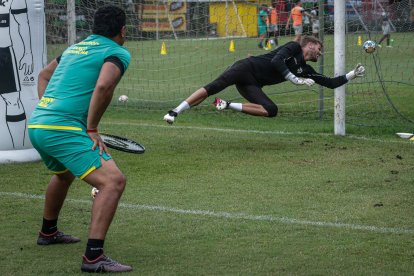 Javier Burrai arquero de Barcelona.