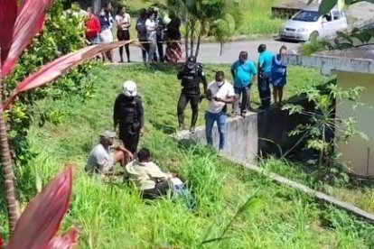 Las clases se suspendieron en medio del miedo de los estudiantes que a esa hora se encontraban en el campus.