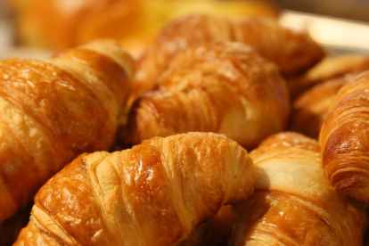 El Ministerio de Producción y el Gobierno se 'jalan las greñas' por el precio del pan