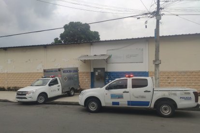 La alerta en aquella institución se registró aproximadamente a las 11:00 de hoy.