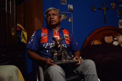 Ángel Jerez es devoto de Jesús del Gran Poder desde niño.